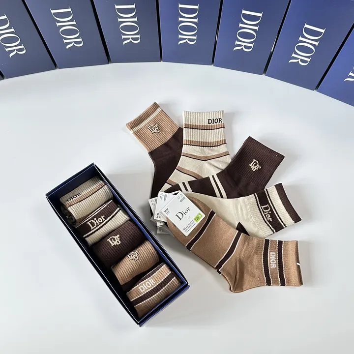 スーパーコピー グッチ 靴下