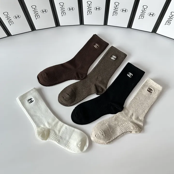 スーパーコピー シャネル 靴下