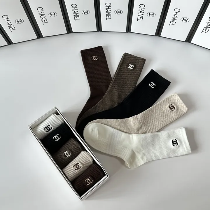 スーパーコピー シャネル 靴下