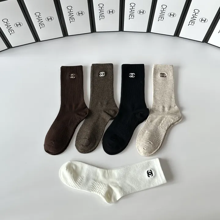 スーパーコピー シャネル 靴下
