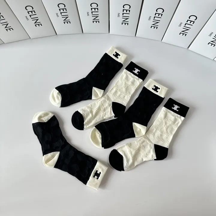 スーパーコピー ディオール 靴下