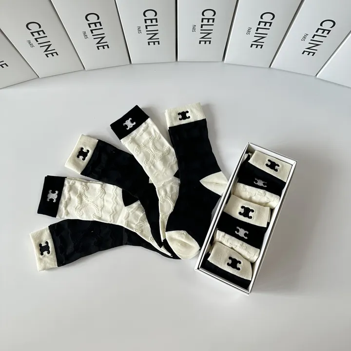 スーパーコピー ディオール 靴下