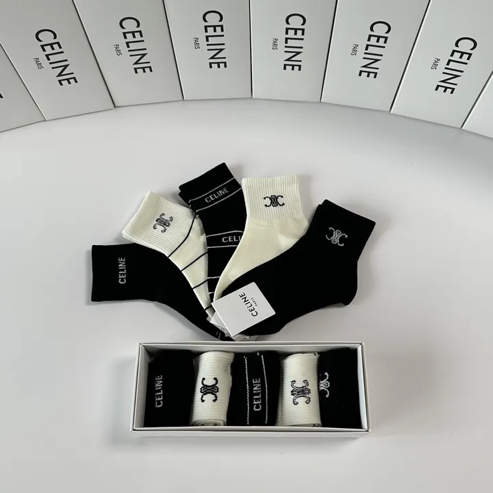 スーパーコピー ディオール 靴下