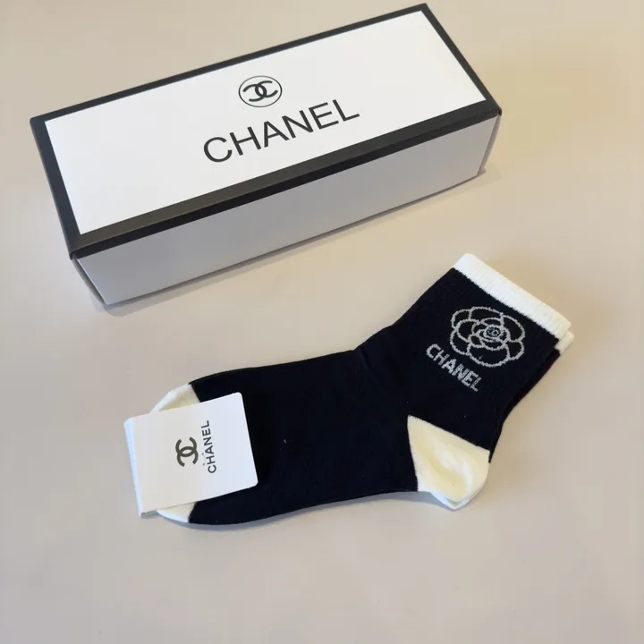 スーパーコピー シャネル 靴下