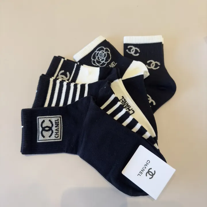 スーパーコピー シャネル 靴下