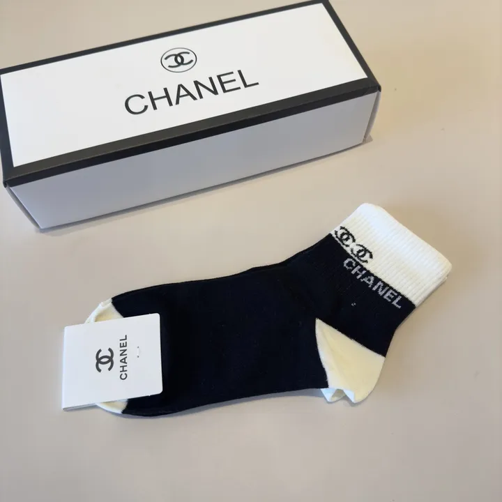 スーパーコピー シャネル 靴下
