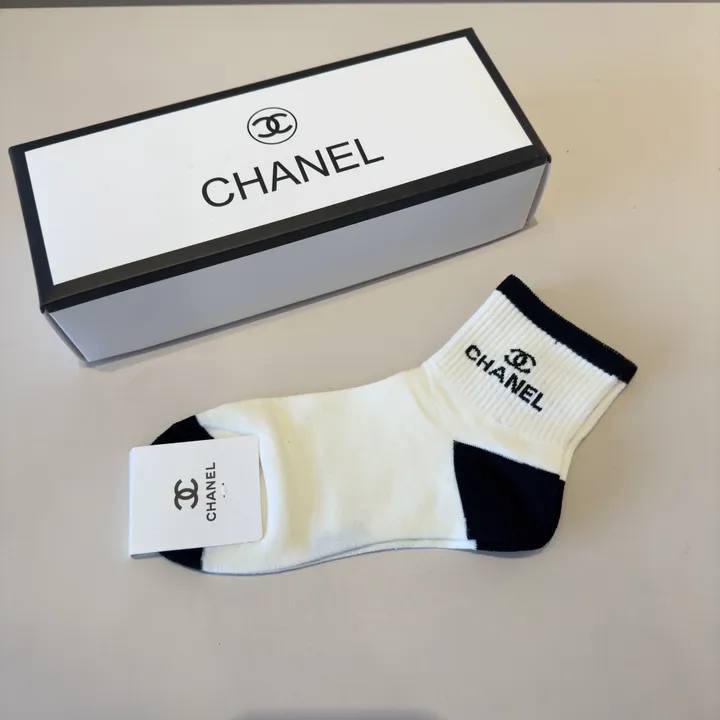 スーパーコピー シャネル 靴下