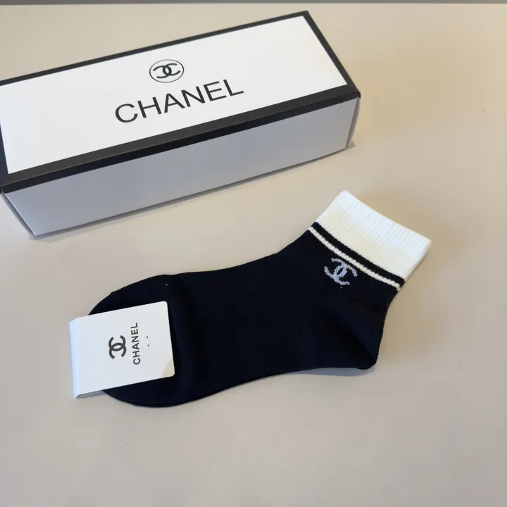 スーパーコピー シャネル 靴下