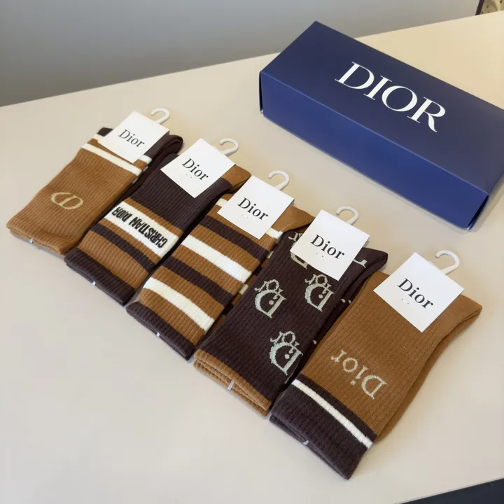 スーパーコピー ディオール 靴下