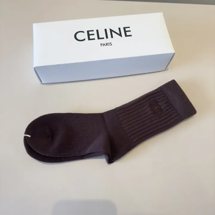 スーパーコピー ディオール 靴下