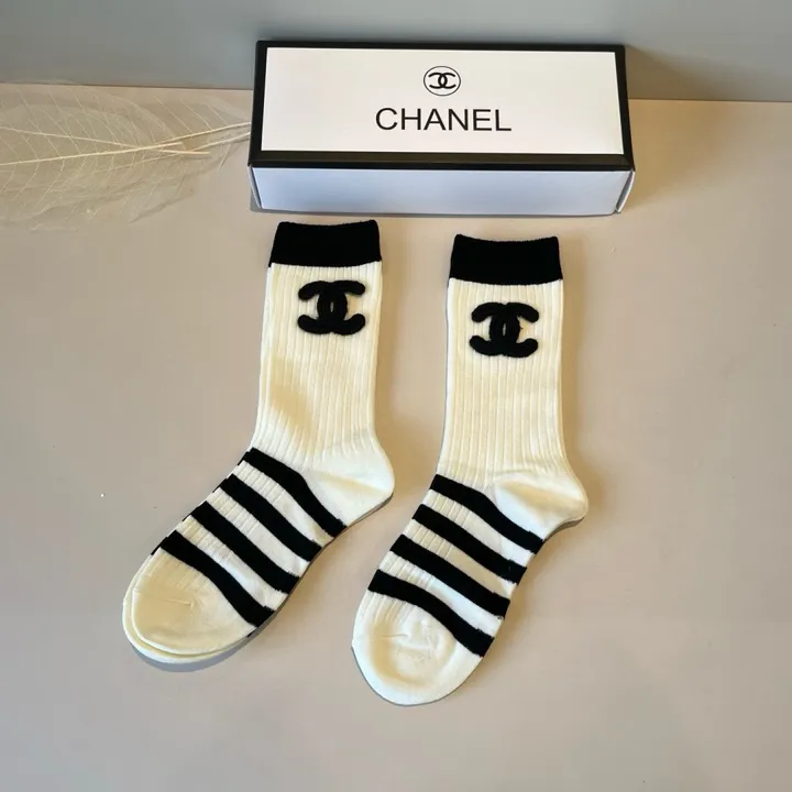 スーパーコピー シャネル 靴下