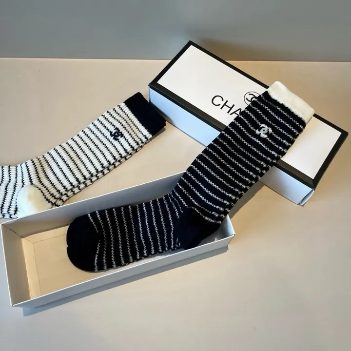 スーパーコピー シャネル 靴下