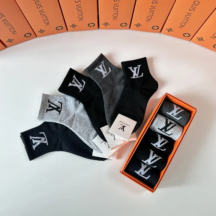 スーパーコピー ルイヴィトン 靴下