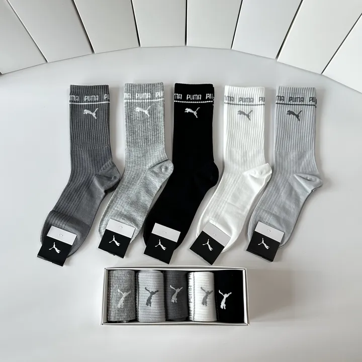 スーパーコピー プーマ 靴下