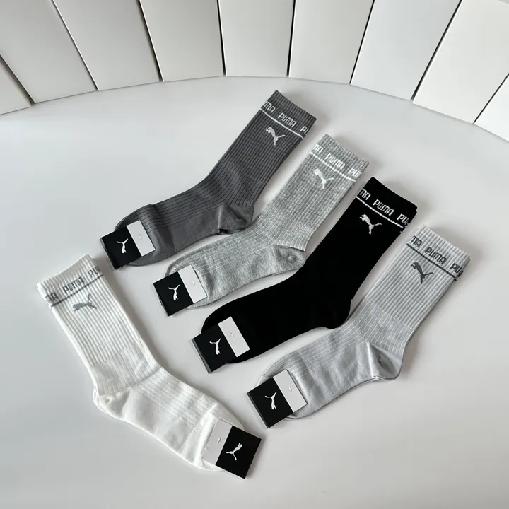 スーパーコピー プーマ 靴下