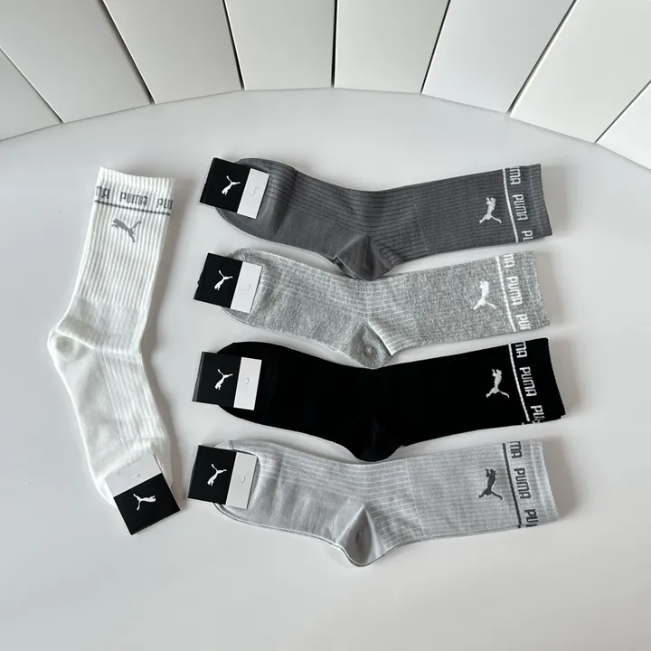 スーパーコピー プーマ 靴下