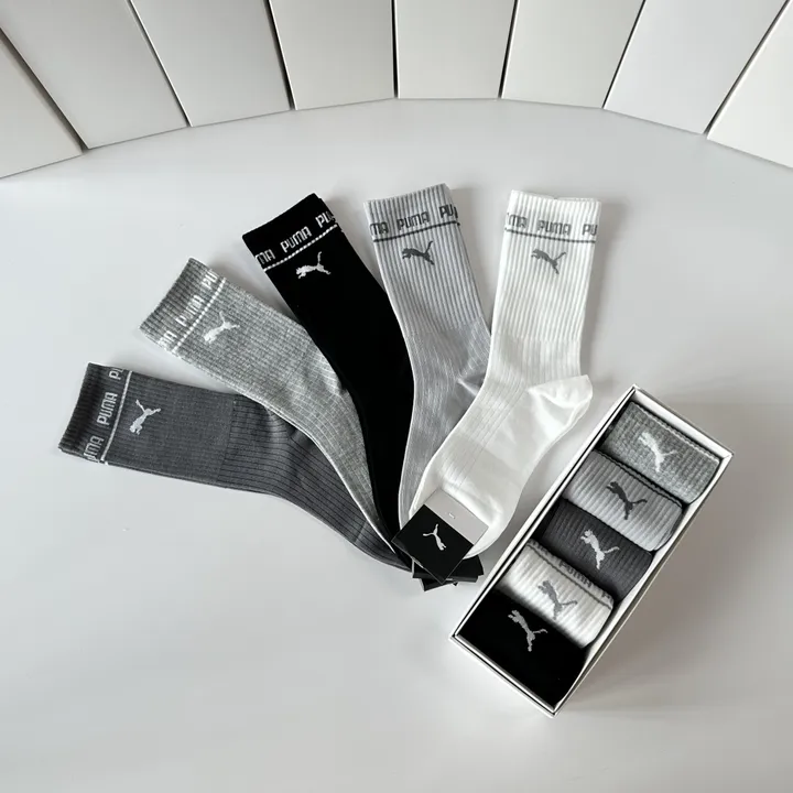 スーパーコピー プーマ 靴下