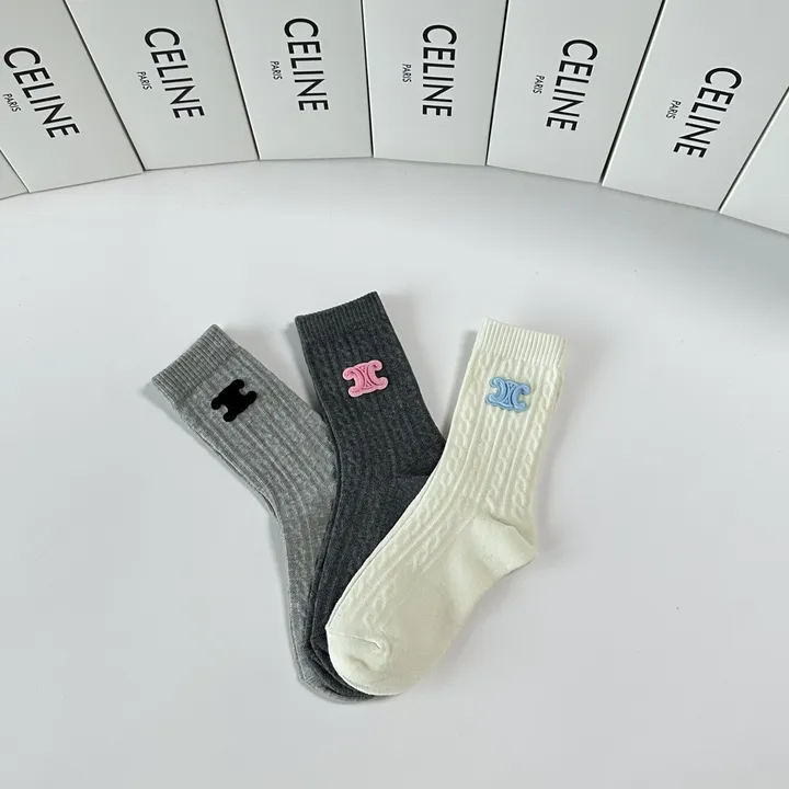 スーパーコピー ディオール 靴下