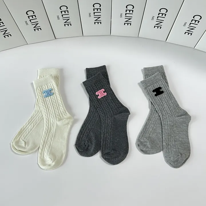 スーパーコピー ディオール 靴下