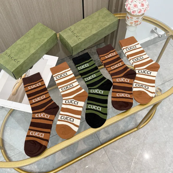 スーパーコピー グッチ 靴下