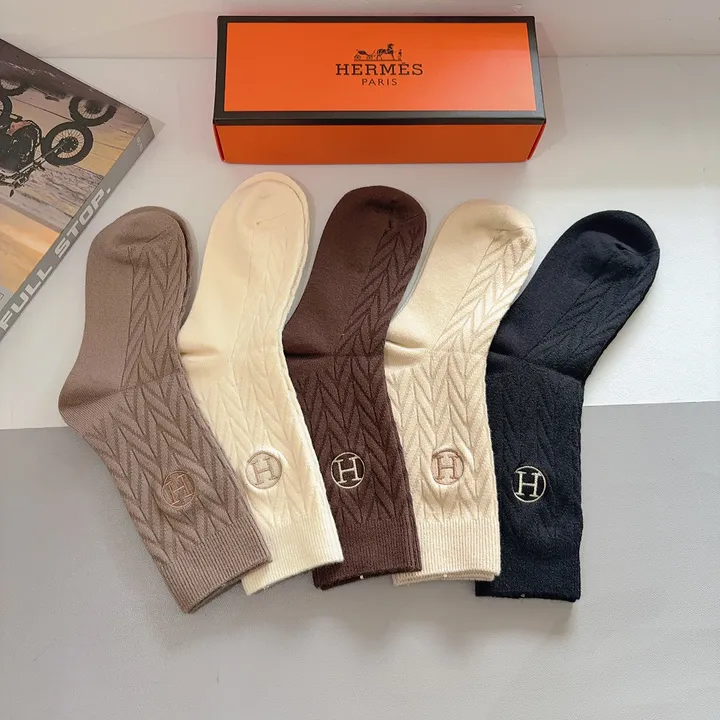 スーパーコピー シャネル 靴下