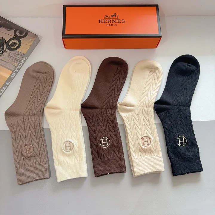 スーパーコピー シャネル 靴下