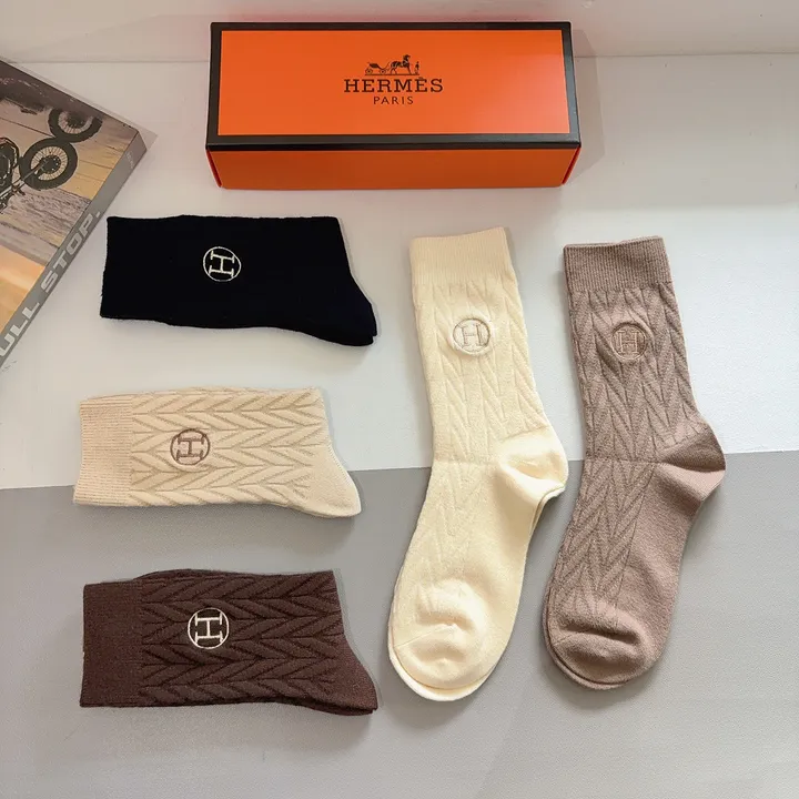 スーパーコピー シャネル 靴下