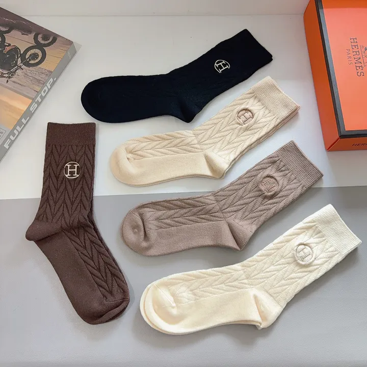 スーパーコピー シャネル 靴下