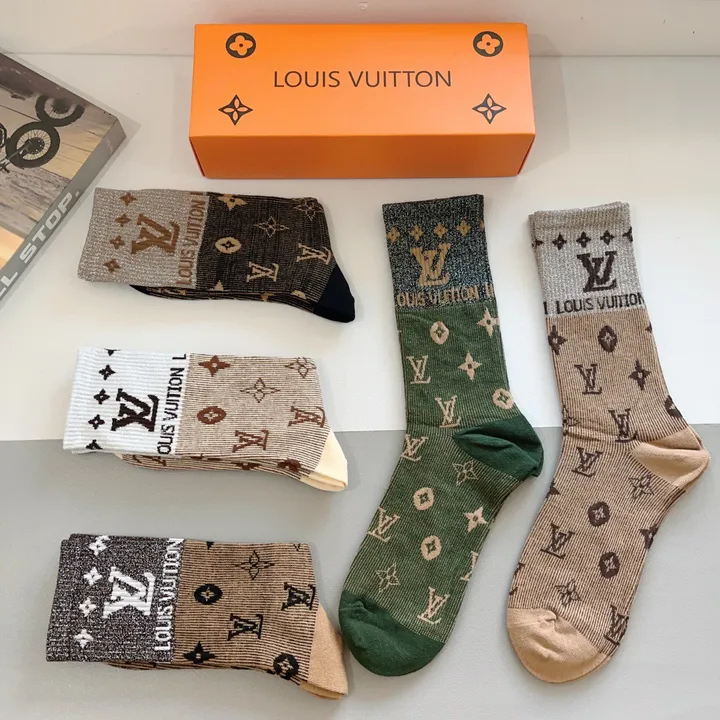 スーパーコピー ルイヴィトン 靴下