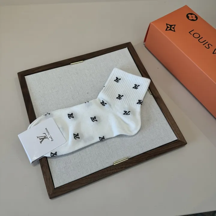 スーパーコピー エルメス 靴下