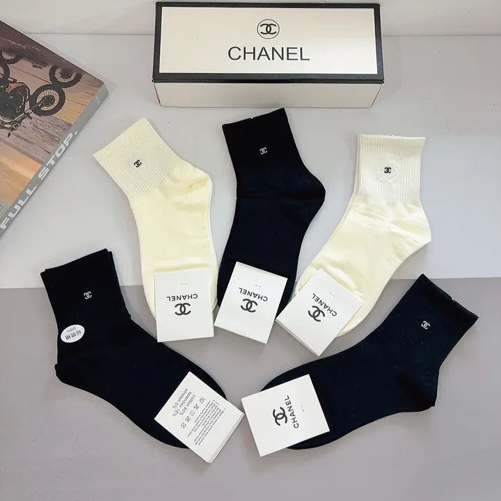 スーパーコピー シャネル 靴下