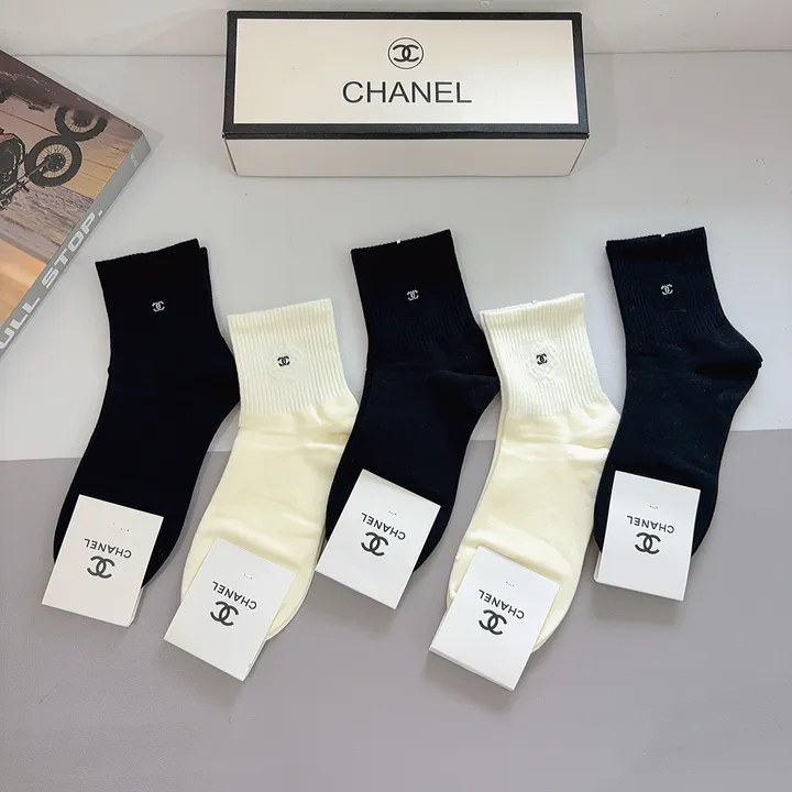 スーパーコピー シャネル 靴下