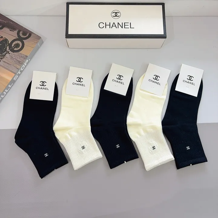 スーパーコピー シャネル 靴下