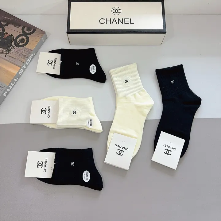 スーパーコピー シャネル 靴下