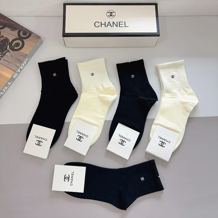 スーパーコピー シャネル 靴下
