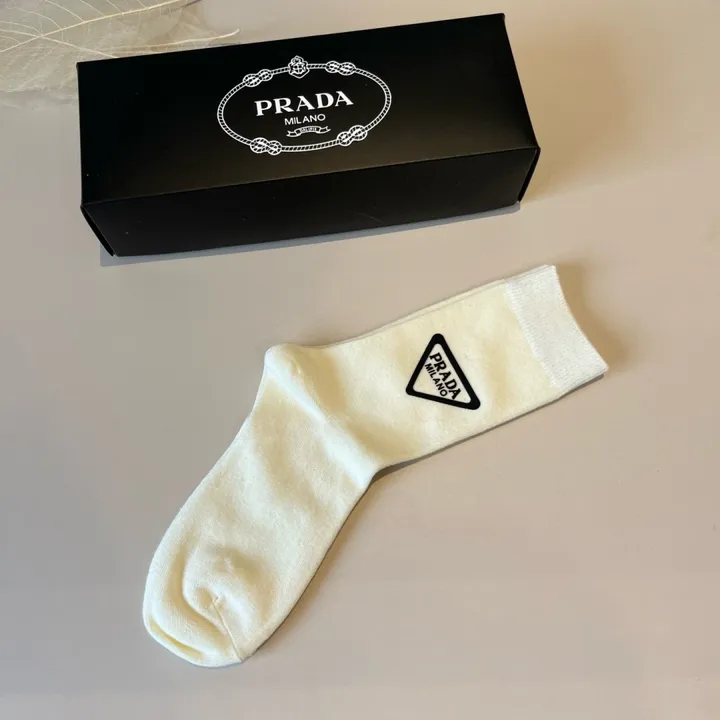 スーパーコピー バレンシアガ 靴下