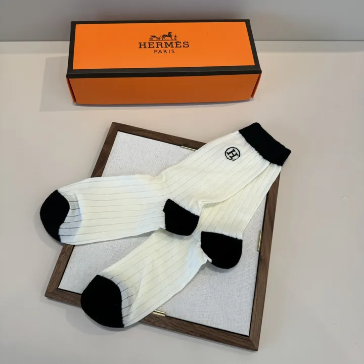 スーパーコピー シャネル 靴下