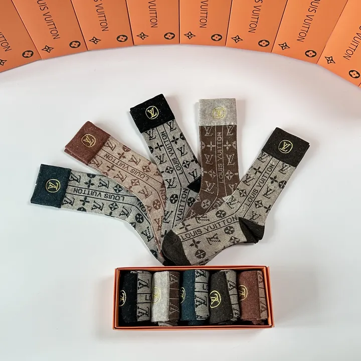 スーパーコピー ルイヴィトン 靴下