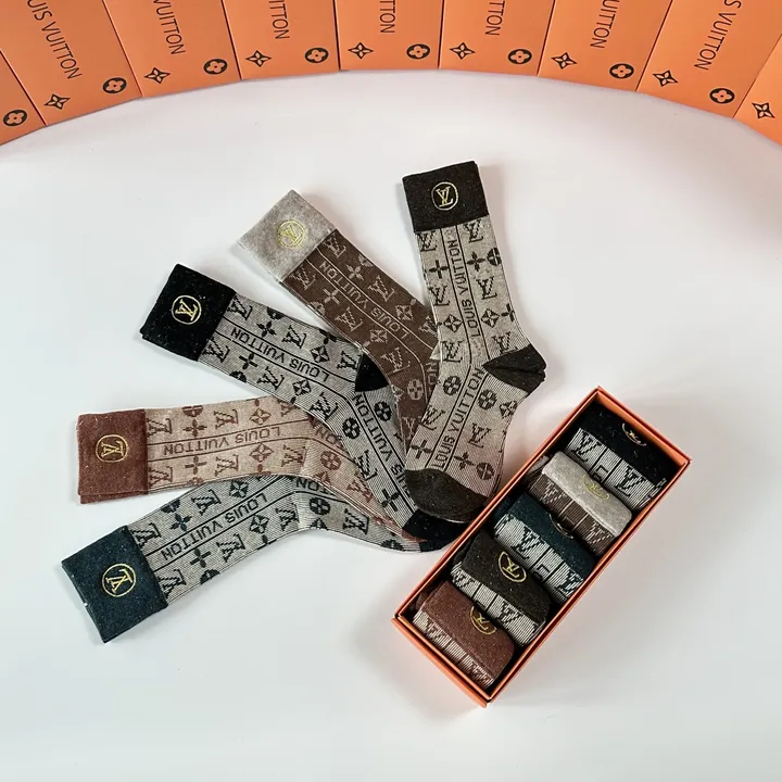 スーパーコピー ルイヴィトン 靴下