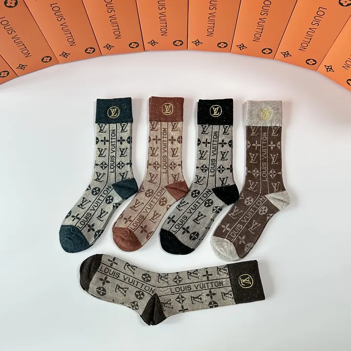スーパーコピー ルイヴィトン 靴下