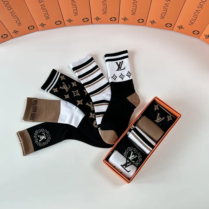 スーパーコピー ルイヴィトン 靴下