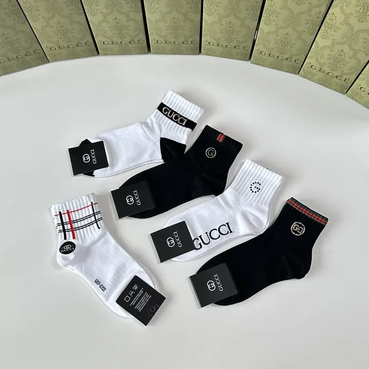 スーパーコピー グッチ 靴下