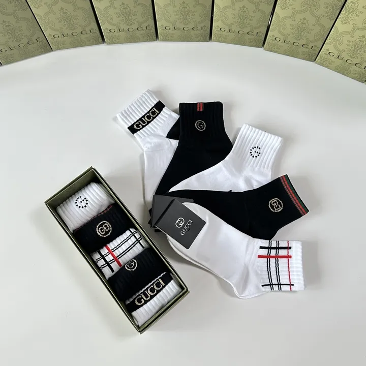 スーパーコピー グッチ 靴下