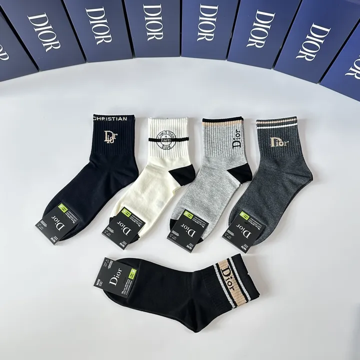 スーパーコピー ディオール 靴下