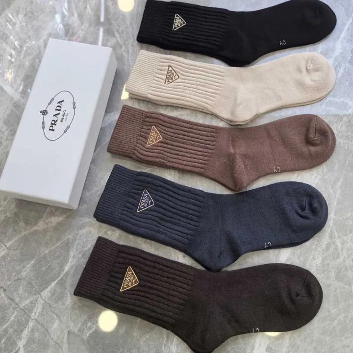 スーパーコピー バレンシアガ 靴下