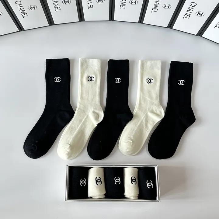 スーパーコピー シャネル 靴下