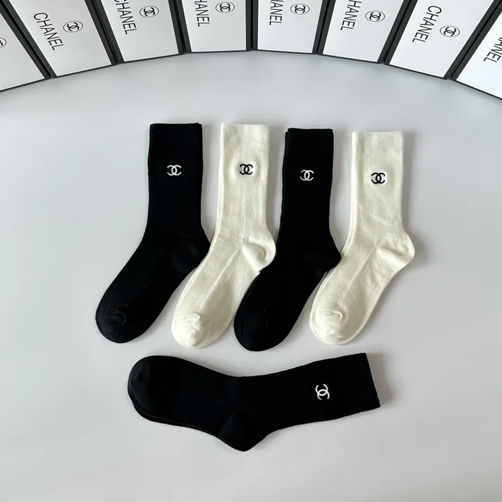 スーパーコピー シャネル 靴下