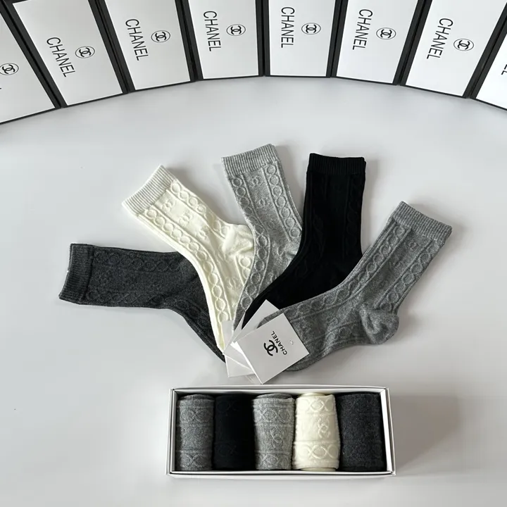 スーパーコピー シャネル 靴下