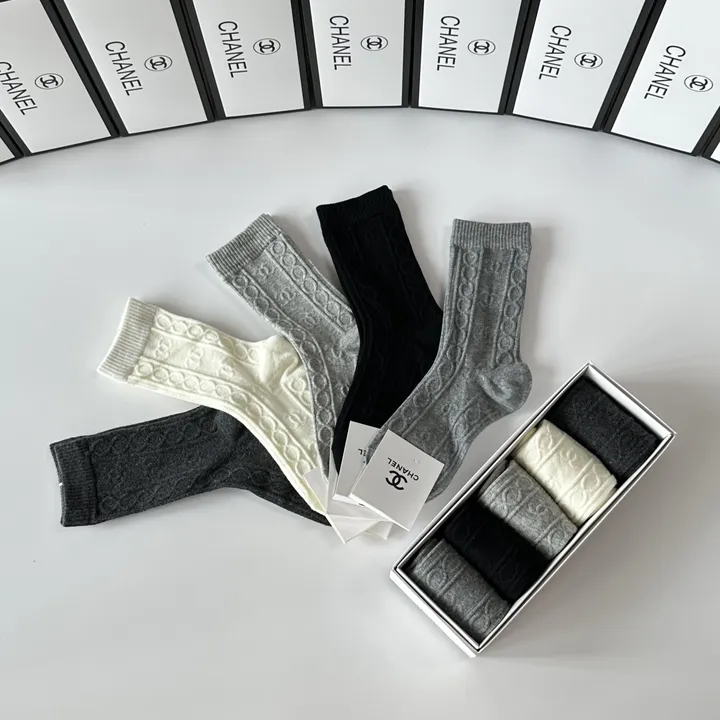 スーパーコピー シャネル 靴下