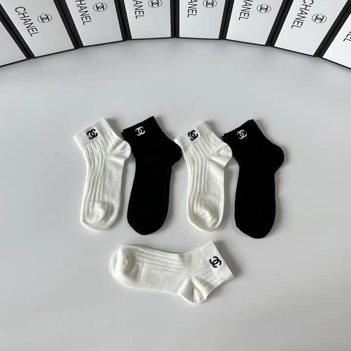 スーパーコピー シャネル 靴下